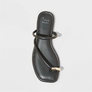 Women’s Hanna Toe Ring Thong Sandals with Memory Foam Insole - A New Day